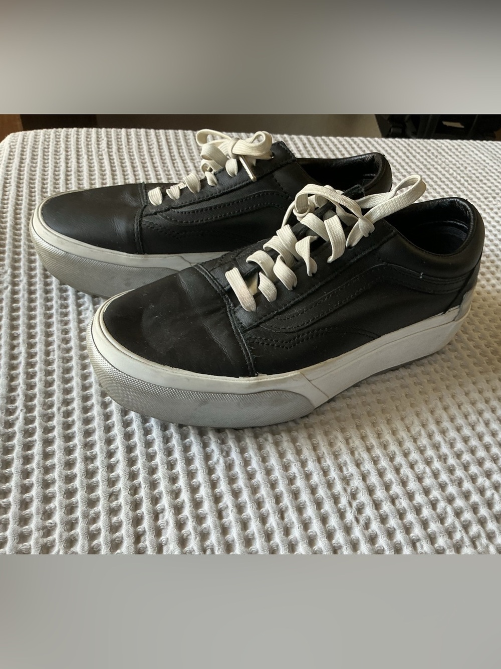 Vans Old Skool Stackform Tonal Black Leather Platform Sneakers Women’s 8